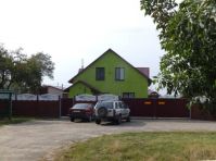 Усадьба с улицы деревни